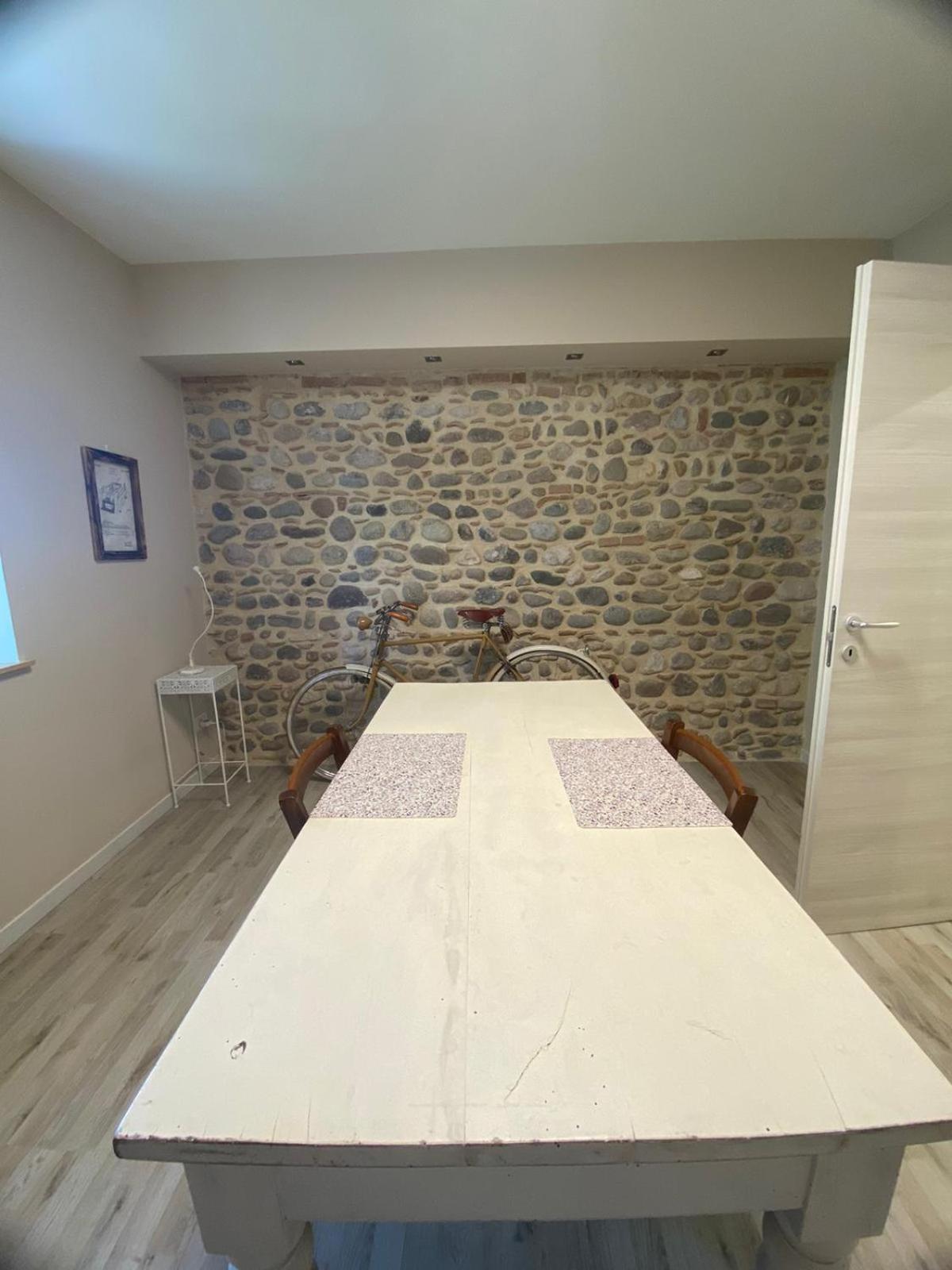 מונטיקיארי La Chiusa Bed And Breakfast מראה חיצוני תמונה